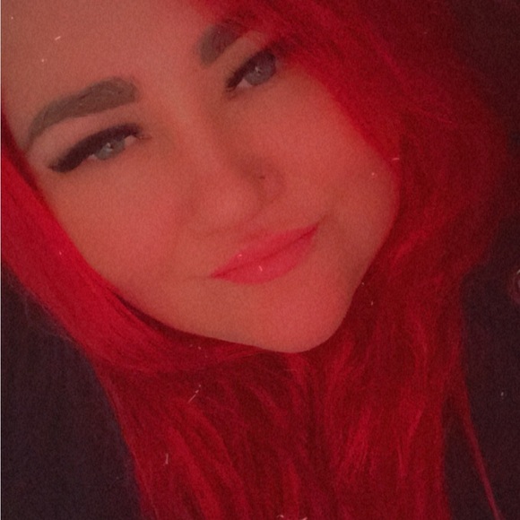 Meet your new posher :) - Picture 8 of 16